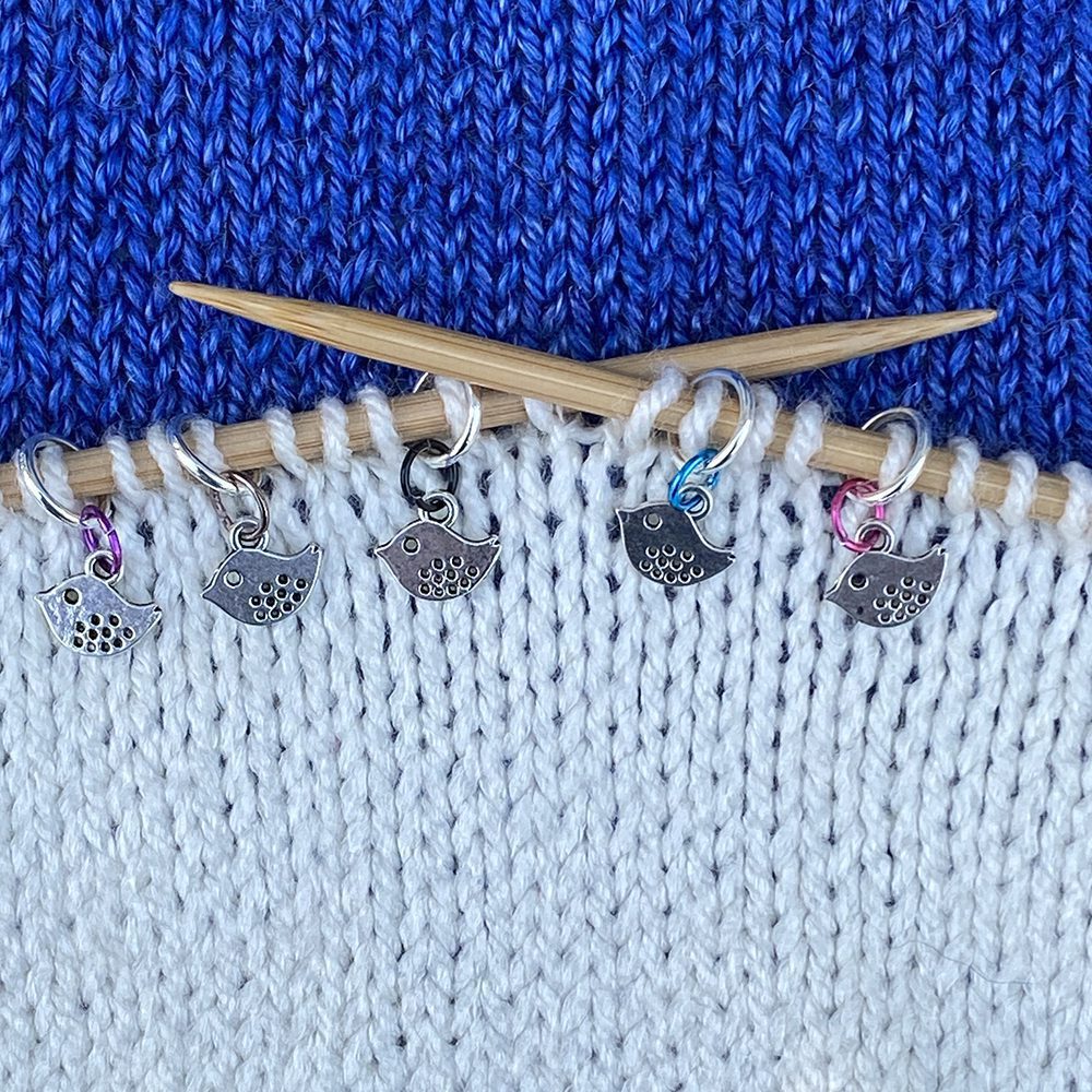 Garden birds stitch markers