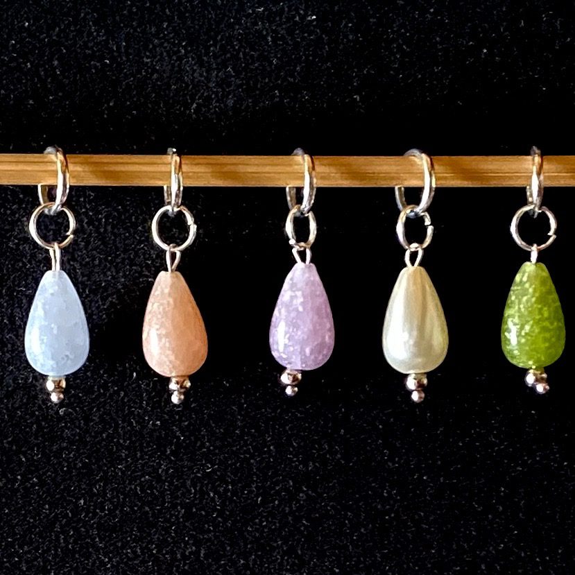 Drop-Bead Stitch Markers
