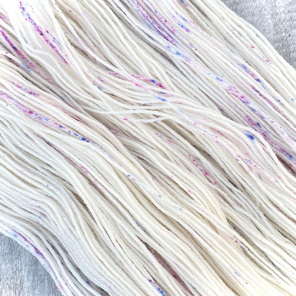 100% BFL Wool 'Little Speckles' - Image 3