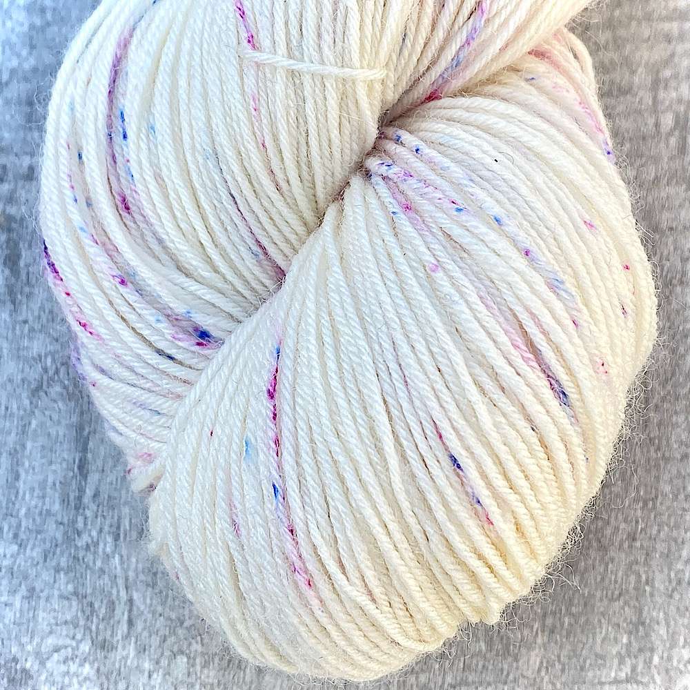 100% BFL Wool 'Little Speckles' - Image 5